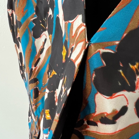 Designer Creatures of the Wind Satin Midi Dress - Picture 4 of 12